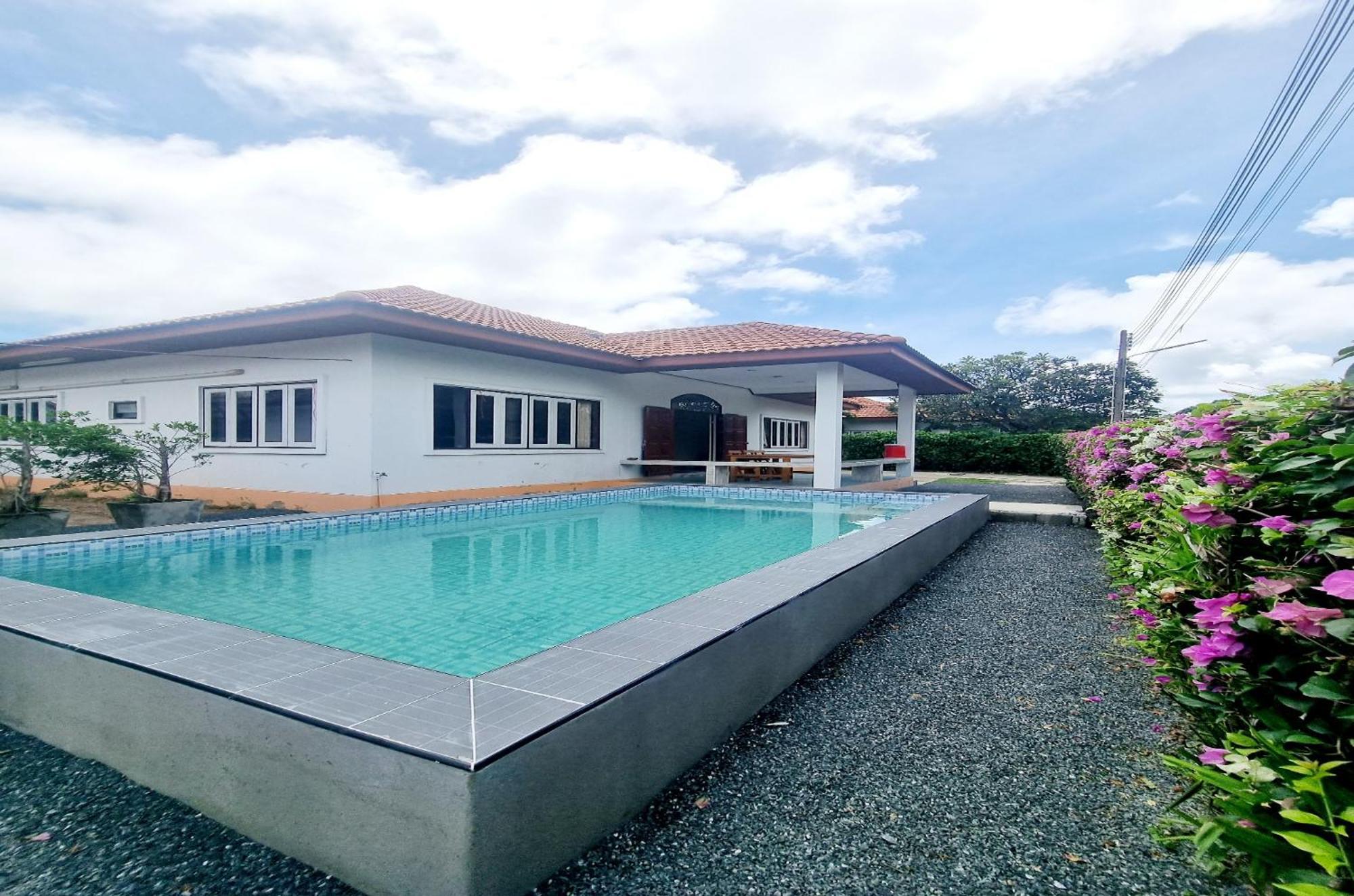 Mae Rampung Beach House Pool Villa Районг Екстер'єр фото