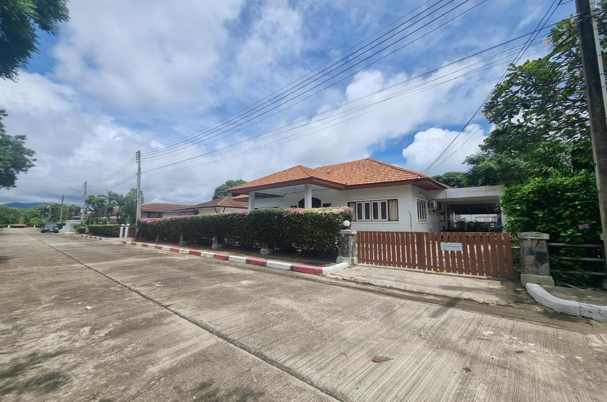 Mae Rampung Beach House Pool Villa Районг Екстер'єр фото